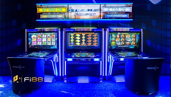 so sasanh slot trực tuyến và slot trên máy